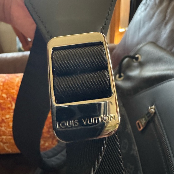 Authentic Louis Vuitton Explorer Duffel Backpack - Picture 11 of 16